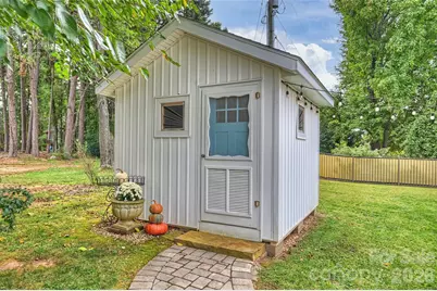 21228 Lakeview Circle, Cornelius, NC 28031 - Photo 30