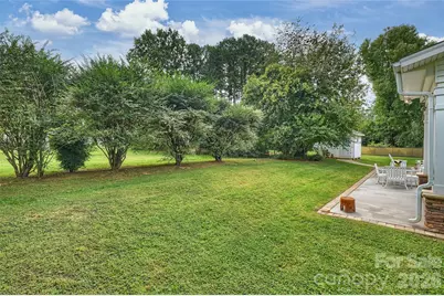 21228 Lakeview Circle, Cornelius, NC 28031 - Photo 38
