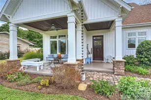 21228 Lakeview Cir, Cornelius, NC 28031 - Photo 1