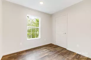 6 Deaver Park Cir, Asheville, NC 28806 - Photo 20