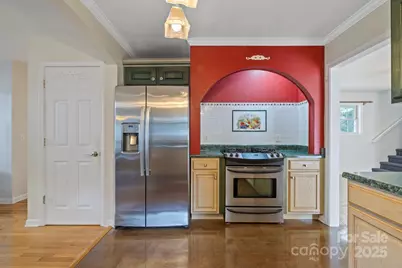 372 Kingfisher Lane, Mills River, NC 28759 - Photo 8