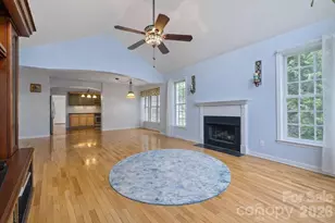 372 Kingfisher Ln, Mills River, NC 28759 - Photo 4