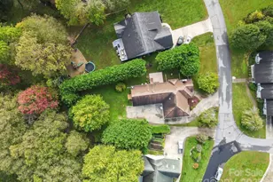 372 Kingfisher Ln, Mills River, NC 28759 - Photo 30