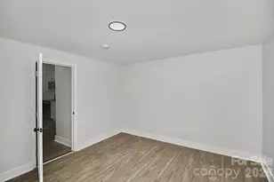 318 S Liberty St, Gastonia, NC 28052 - Photo 28