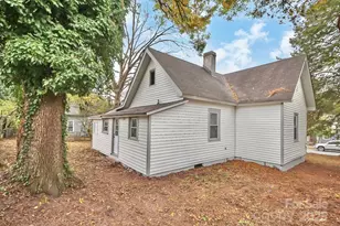 318 S Liberty St, Gastonia, NC 28052 - Photo 22