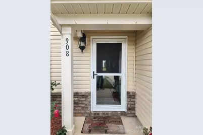 908 Sherman Street, Gastonia, NC 28052 - Photo 2