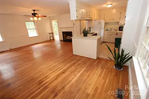 502 E Wade St, Wadesboro, NC 28170 - Photo 8