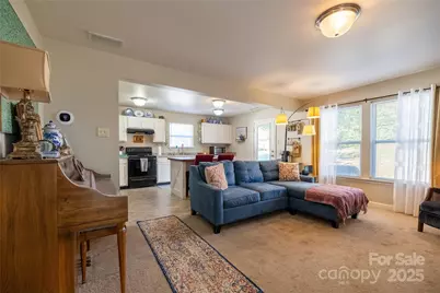 600 N Mulberry Street, Statesville, NC 28677 - Photo 6