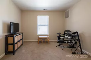 600 N Mulberry St, Statesville, NC 28677 - Photo 22