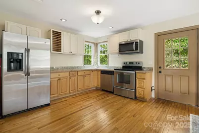 25 Pinewood Drive, Waynesville, NC 28786 - Photo 24