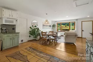 25 Pinewood Dr, Waynesville, NC 28786 - Photo 8