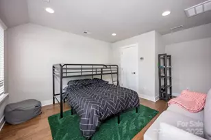 2135 Bryant Park Dr, Charlotte, NC 28208 - Photo 24