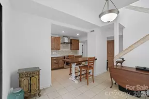 6103 Honeysuckle Ln, Charlotte, NC 28212 - Photo 8