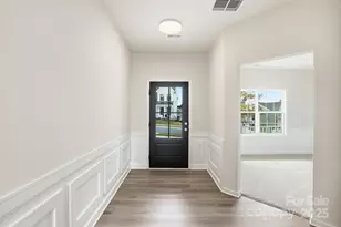 17909 Wilbanks Dr, Charlotte, NC 28278 - Photo 4