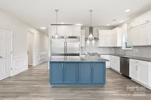 17909 Wilbanks Dr, Charlotte, NC 28278 - Photo 8