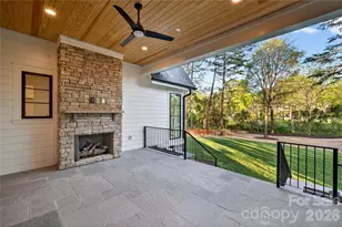 1209 Meadowood Ln, Charlotte, NC 28211 - Photo 42