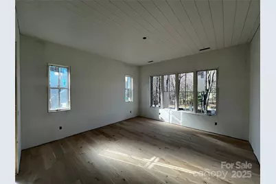 99 Little Cherokee Ridge, Hendersonville, NC 28739 - Photo 16