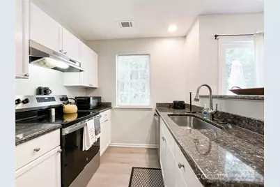 7841 Petrea Lane, Charlotte, NC 28227 - Photo 12