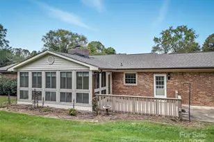 304 Melissa Way, Hendersonville, NC 28791 - Photo 6