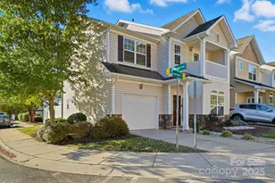 2905 White Willow Rd, Charlotte, NC 28273 - Photo 2