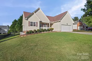 4508 Rillview Ct, Gastonia, NC 28056 - Photo 2