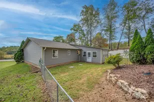 569 Lanning Rd, Hendersonville, NC 28792 - Photo 30