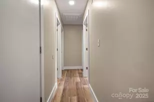 569 Lanning Rd, Hendersonville, NC 28792 - Photo 20