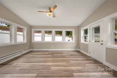 569 Lanning Road, Hendersonville, NC 28792 - Photo 10