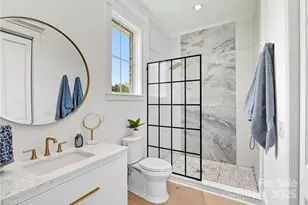 202 Canterbury Dr, North Wilkesboro, NC 28659 - Photo 20