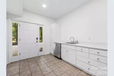 5619 Mountain Point Lane, Charlotte, NC 28216 - Photo 30