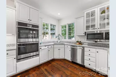 5619 Mountain Point Lane, Charlotte, NC 28216 - Photo 18