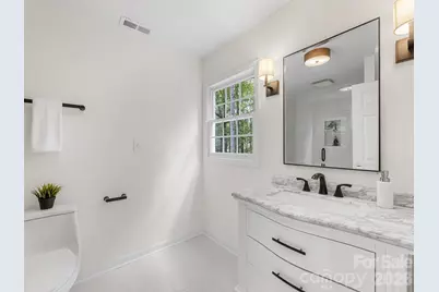 5619 Mountain Point Lane, Charlotte, NC 28216 - Photo 26