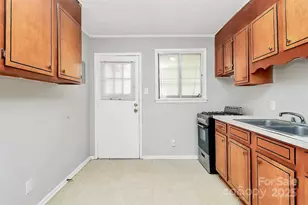 3210 Minnesota Rd, Charlotte, NC 28208 - Photo 16