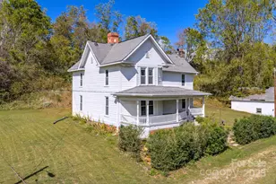 7 Noble Rd, Fairview, NC 28730 - Photo 4