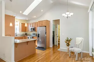 249 Stone House Rd, Hendersonville, NC 28739 - Photo 10