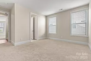 8439 Profit Ln, Charlotte, NC 28215 - Photo 32