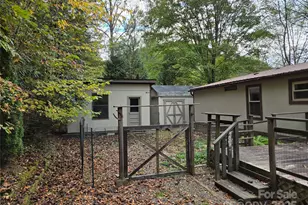 102 Serenity Ln, Clyde, NC 28721 - Photo 28