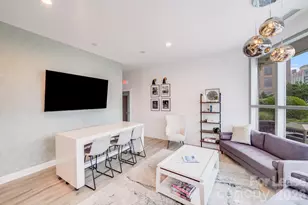 333 W Trade Street W, Charlotte, NC 28202 - Photo 24