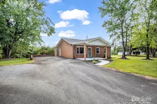 109 Avery Dr, Forest City, NC 28043 - Photo 2