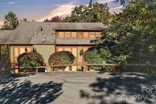 89 Springhouse Dr, Elk Park, NC 28622 - Photo 4