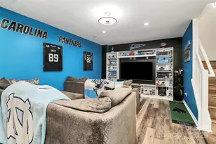 10549 Yellow Rose Ln, Charlotte, NC 28269 - Photo 16