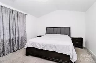 10549 Yellow Rose Ln, Charlotte, NC 28269 - Photo 22