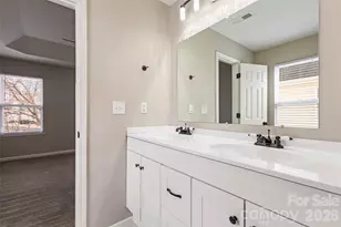 1421 Braveheart Ln, Charlotte, NC 28216 - Photo 24