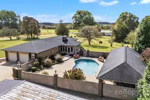 840 Happy Plains Rd, Taylorsville, NC 28681 - Photo 2