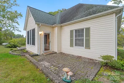 6921 Harmony Grove Road, Nebo, NC 28761 - Photo 2