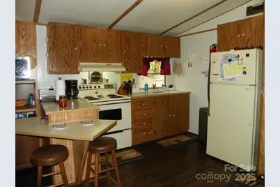 116 Third Avenue, New London, NC 28127 - Photo 10