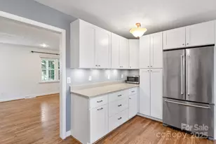 61 Frisbee Rd, Leicester, NC 28748 - Photo 6