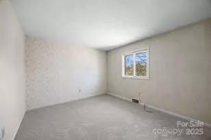 45 Crabapple Ln, Asheville, NC 28804 - Photo 32