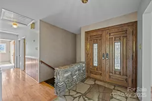 45 Crabapple Ln, Asheville, NC 28804 - Photo 16