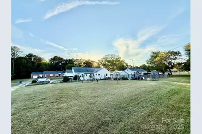 103 Magnolia Avenue, Great Falls, SC 29055 - Photo 22